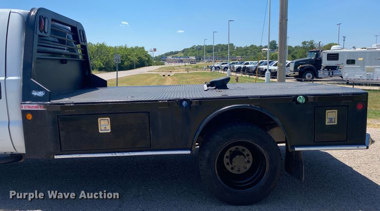 image for item DK6246 2012 Ford F450 Super Duty  flatbed truck