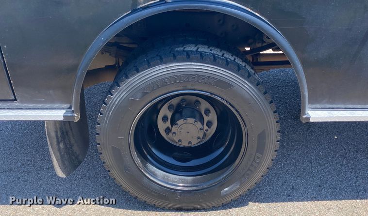 image for item DK6246 2012 Ford F450 Super Duty  flatbed truck