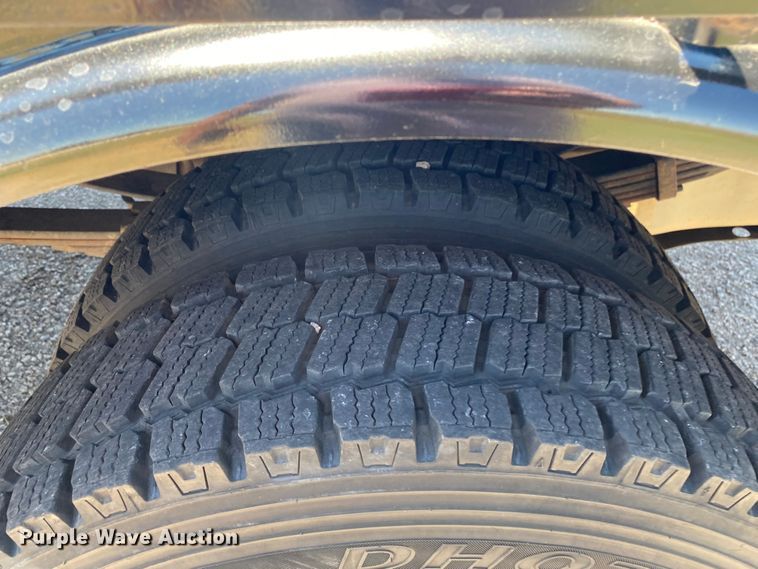 image for item DK6246 2012 Ford F450 Super Duty  flatbed truck