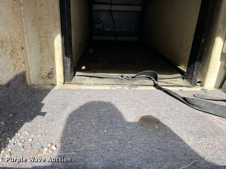 image for item DK7023 2000 Ford F450 Super Duty  utility / service truck