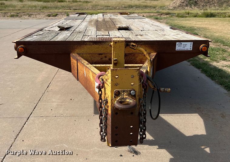 image for item DK7024 2000 Belshe DT-255  equipment trailer