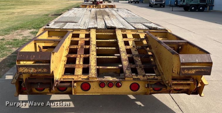 image for item DK7024 2000 Belshe DT-255  equipment trailer