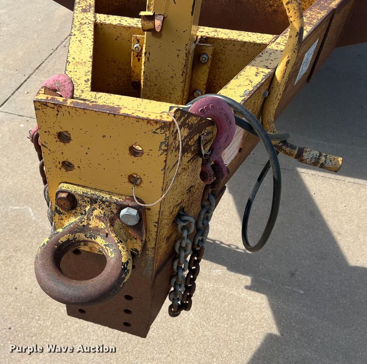 image for item DK7024 2000 Belshe DT-255  equipment trailer