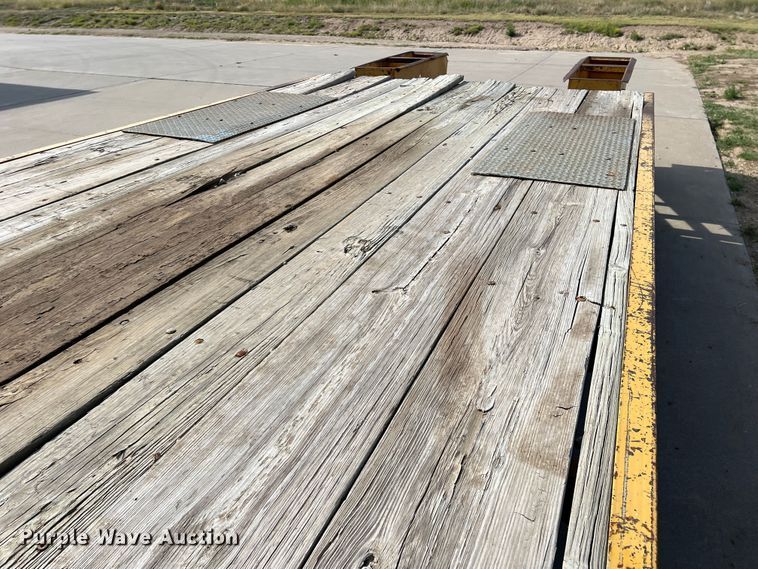 image for item DK7024 2000 Belshe DT-255  equipment trailer