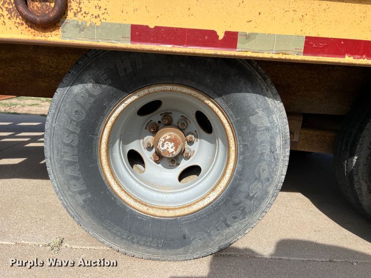 image for item DK7024 2000 Belshe DT-255  equipment trailer