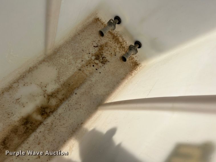 image for item DK7025 1986 Belshe  equipment trailer