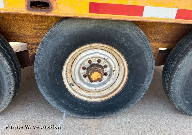 image for item DK7025 1986 Belshe  equipment trailer