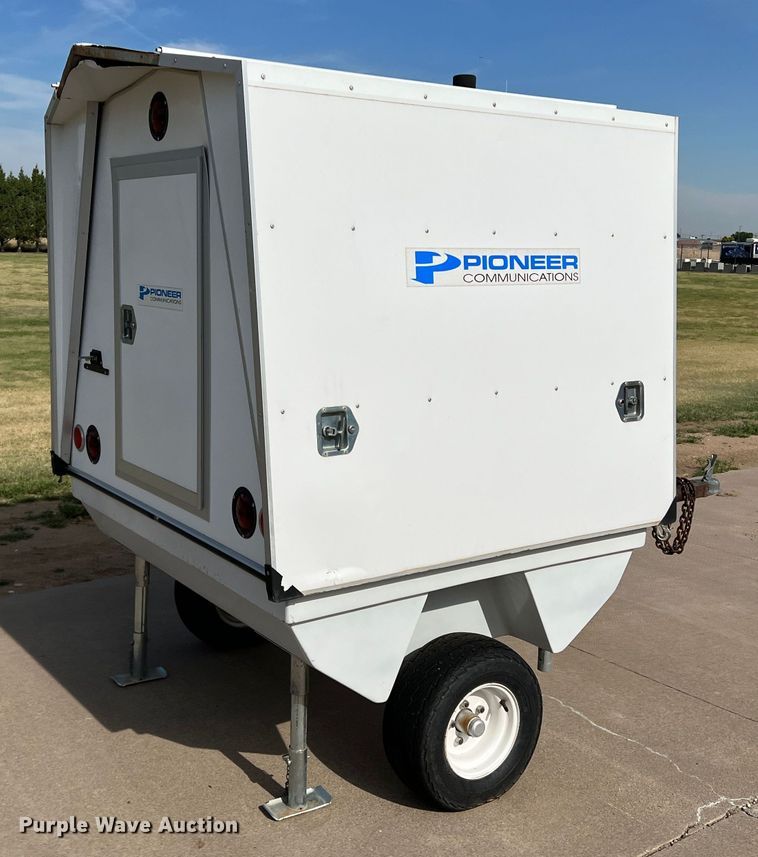 image for item DK7026 1993 Philips & Brooks  pay phone trailer