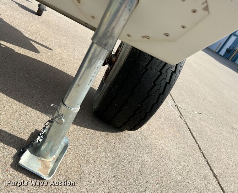 image for item DK7026 1993 Philips & Brooks  pay phone trailer