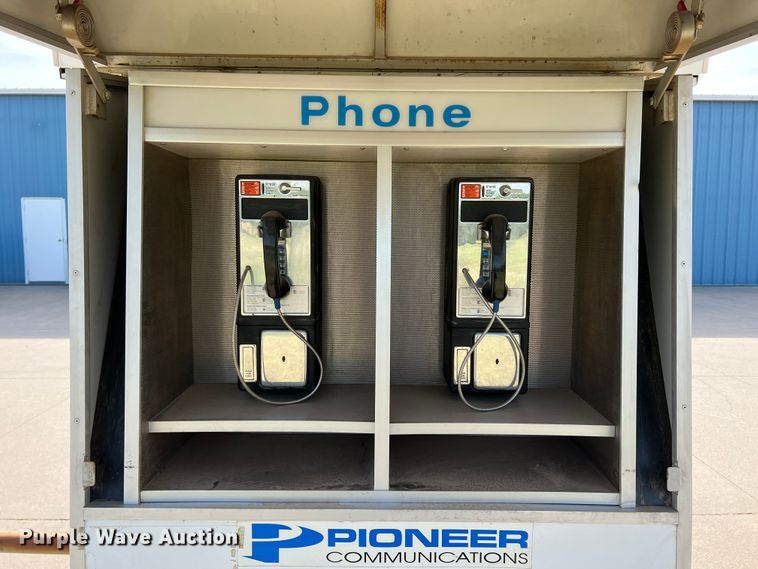 image for item DK7026 1993 Philips & Brooks  pay phone trailer