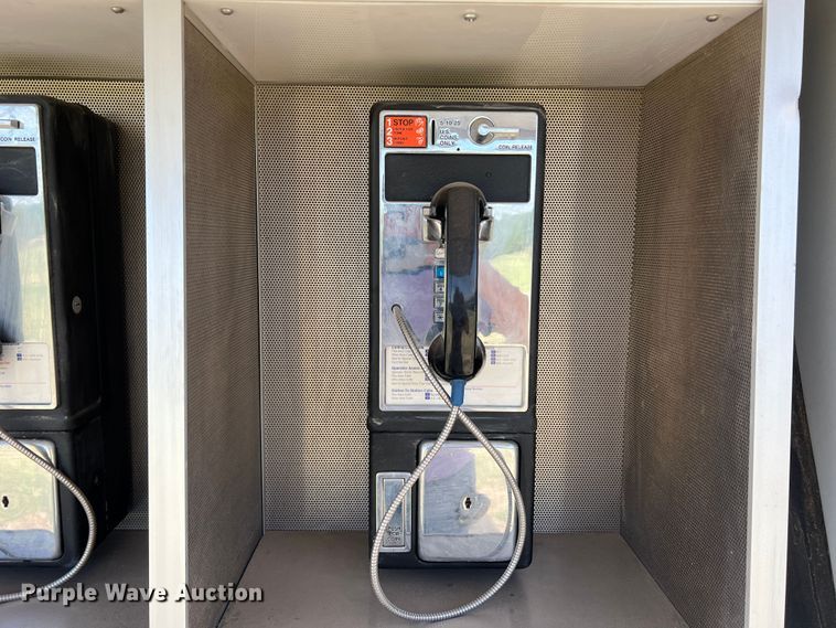 image for item DK7026 1993 Philips & Brooks  pay phone trailer