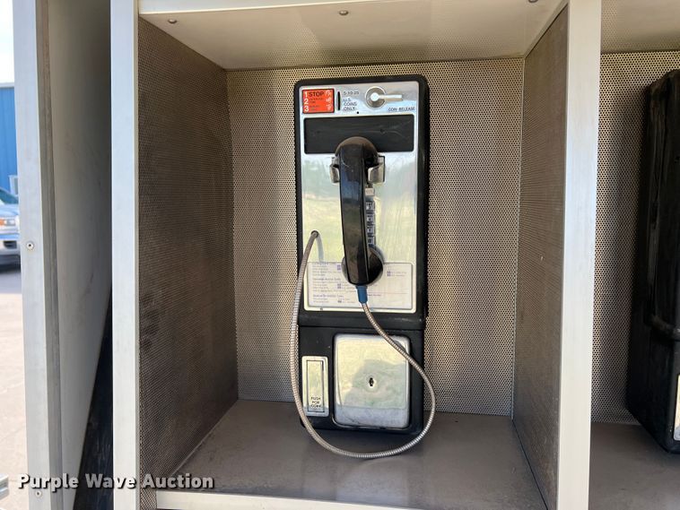 image for item DK7026 1993 Philips & Brooks  pay phone trailer