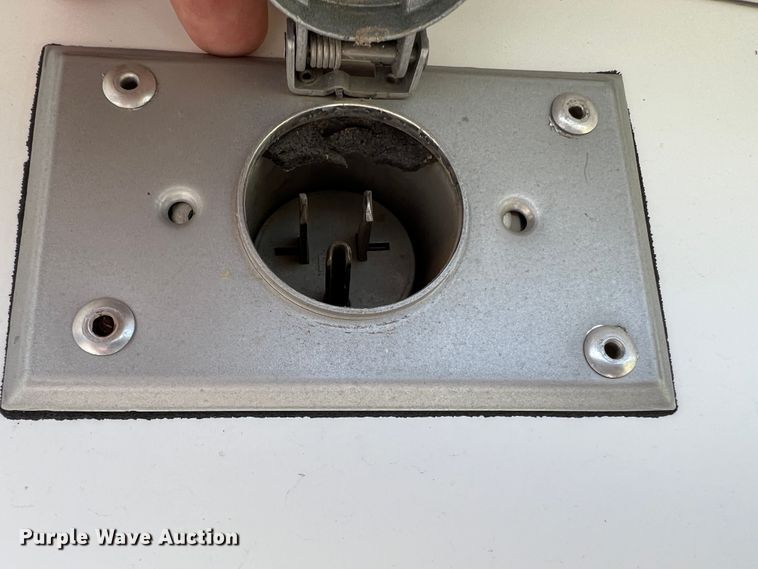 image for item DK7026 1993 Philips & Brooks  pay phone trailer