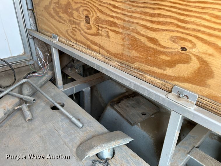 image for item DK7026 1993 Philips & Brooks  pay phone trailer