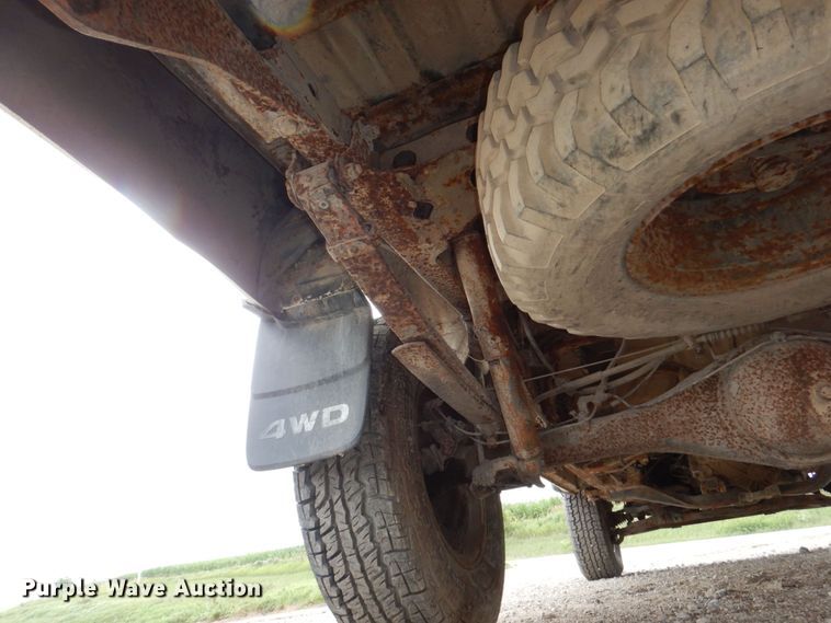 image for item DM2335 1996 Toyota T100  Ext. Cab pickup truck