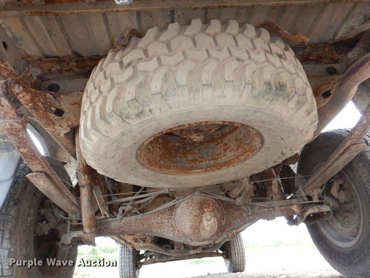 image for item DM2335 1996 Toyota T100  Ext. Cab pickup truck