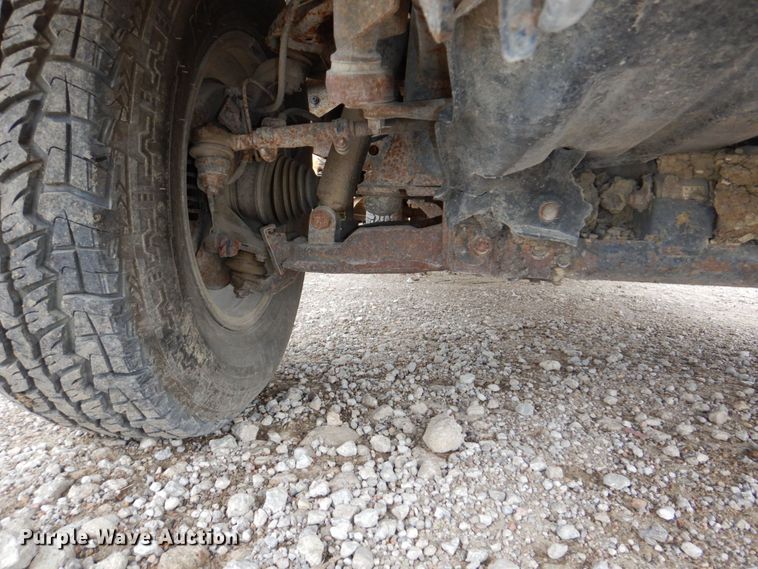 image for item DM2335 1996 Toyota T100  Ext. Cab pickup truck