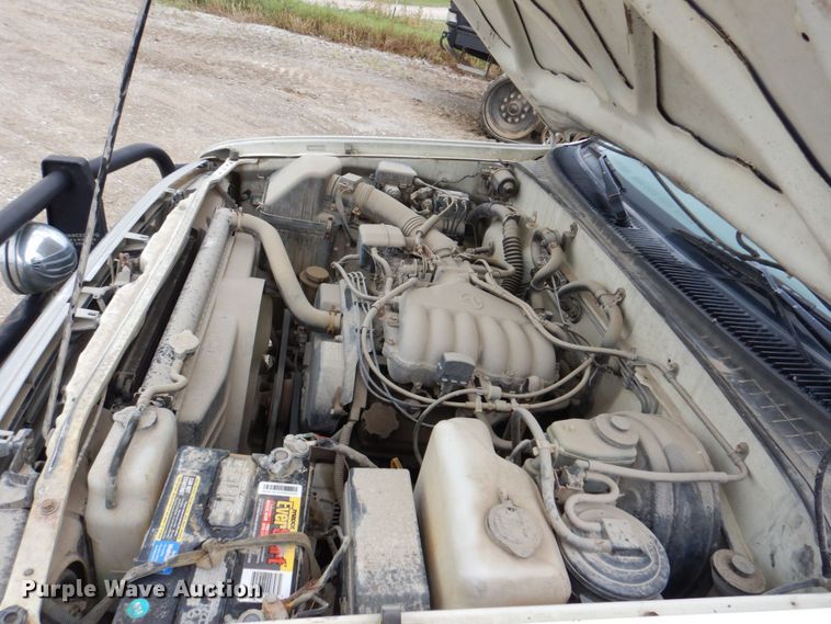 image for item DM2335 1996 Toyota T100  Ext. Cab pickup truck