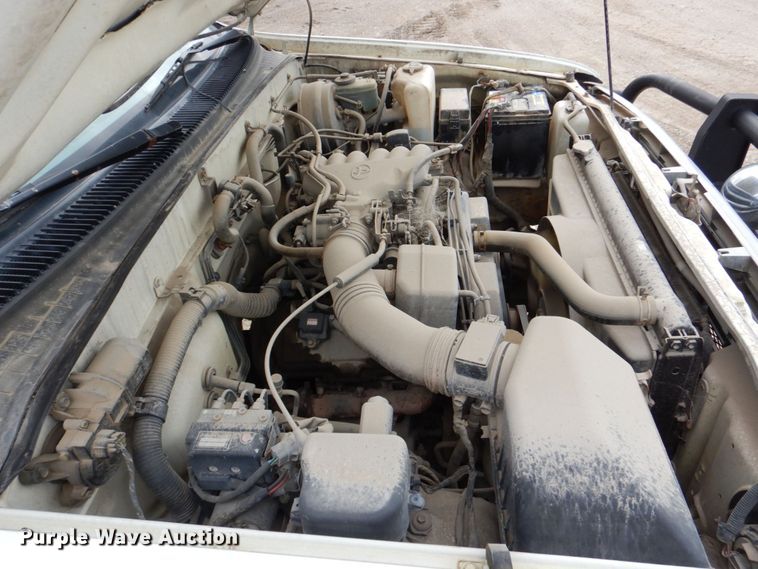 image for item DM2335 1996 Toyota T100  Ext. Cab pickup truck