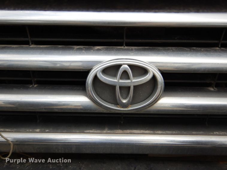 image for item DM2335 1996 Toyota T100  Ext. Cab pickup truck