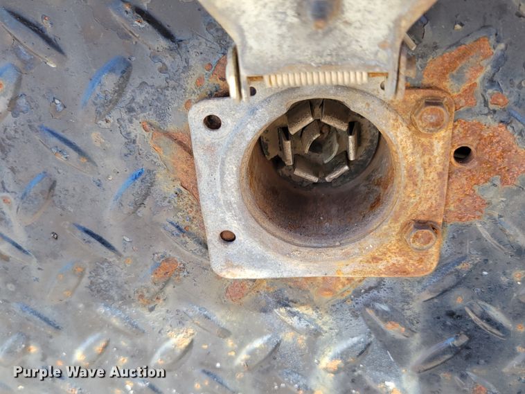 image for item DM2375 2003 Ford F450 Super Duty XLT  flatbed truck