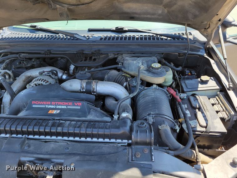 image for item DM2375 2003 Ford F450 Super Duty XLT  flatbed truck