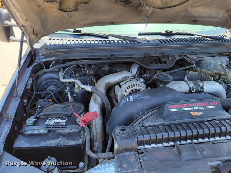 image for item DM2375 2003 Ford F450 Super Duty XLT  flatbed truck