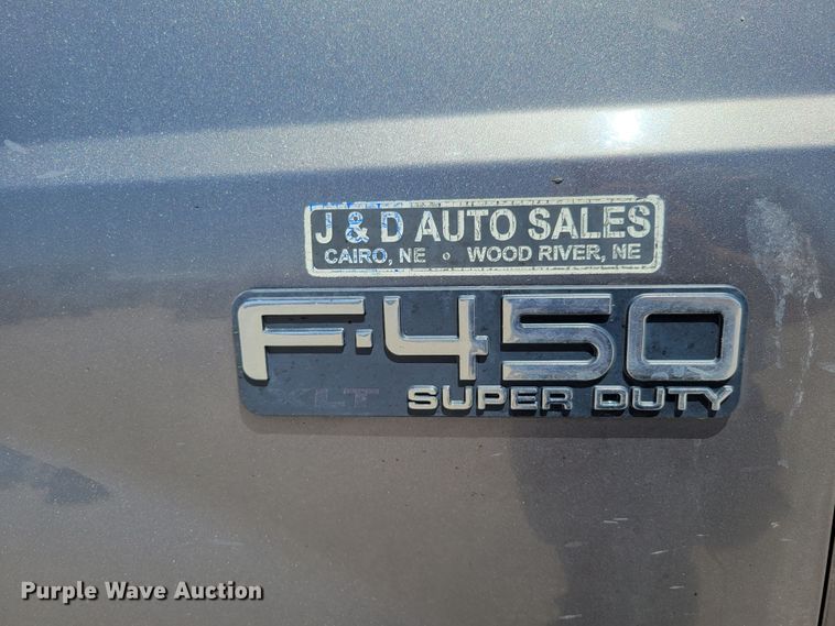 image for item DM2375 2003 Ford F450 Super Duty XLT  flatbed truck