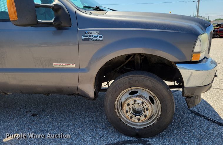 image for item DM2375 2003 Ford F450 Super Duty XLT  flatbed truck