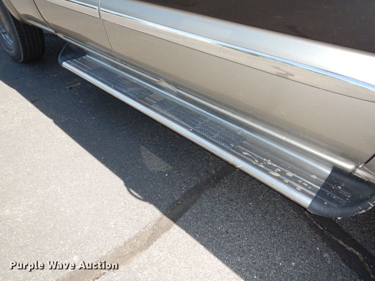 image for item DM3031 2003 GMC Sierra 1500  Ext. Cab pickup truck