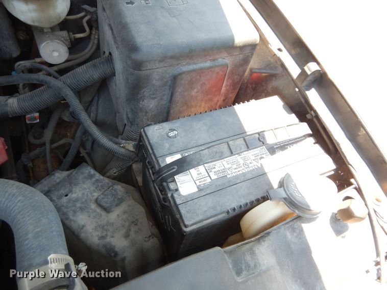 image for item DM3031 2003 GMC Sierra 1500  Ext. Cab pickup truck