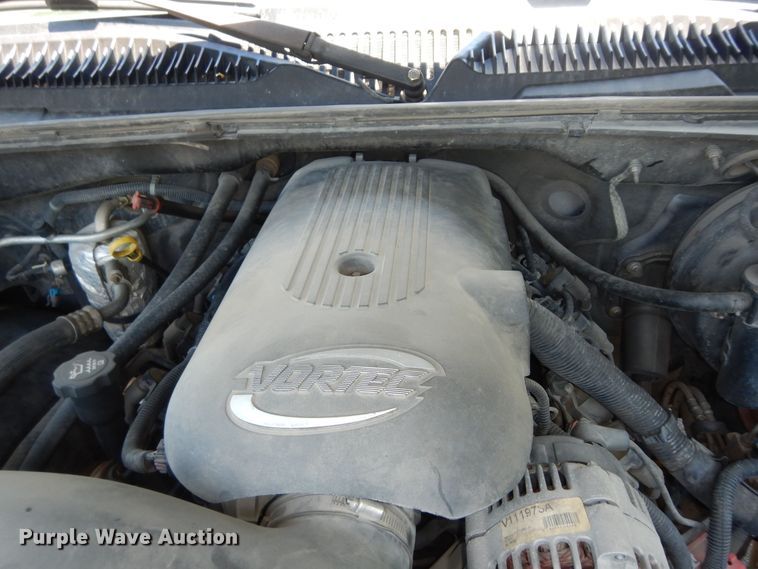 image for item DM3031 2003 GMC Sierra 1500  Ext. Cab pickup truck