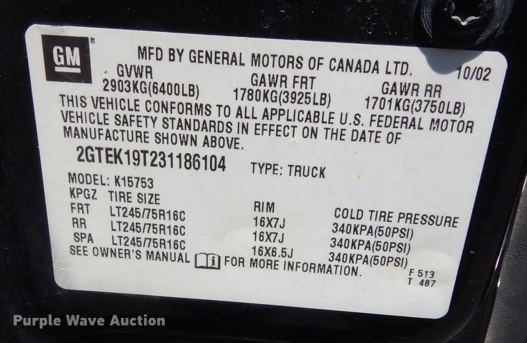 image for item DM3031 2003 GMC Sierra 1500  Ext. Cab pickup truck