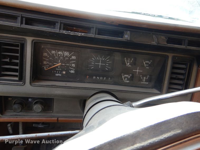 image for item DN0458 1982 Ford Bronco  SUV