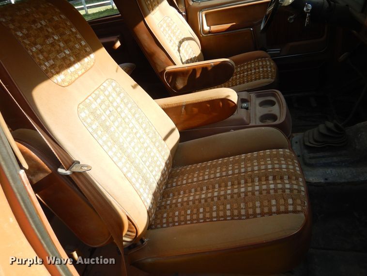 image for item DN0458 1982 Ford Bronco  SUV