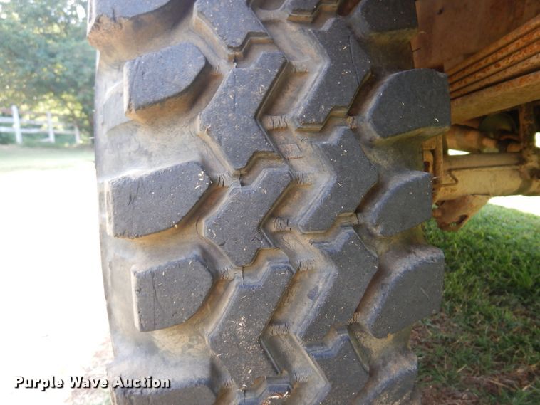 image for item DN0458 1982 Ford Bronco  SUV