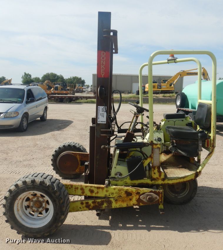 image for item DN0468 Donkey D12  forklift
