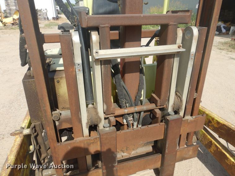 image for item DN0468 Donkey D12  forklift