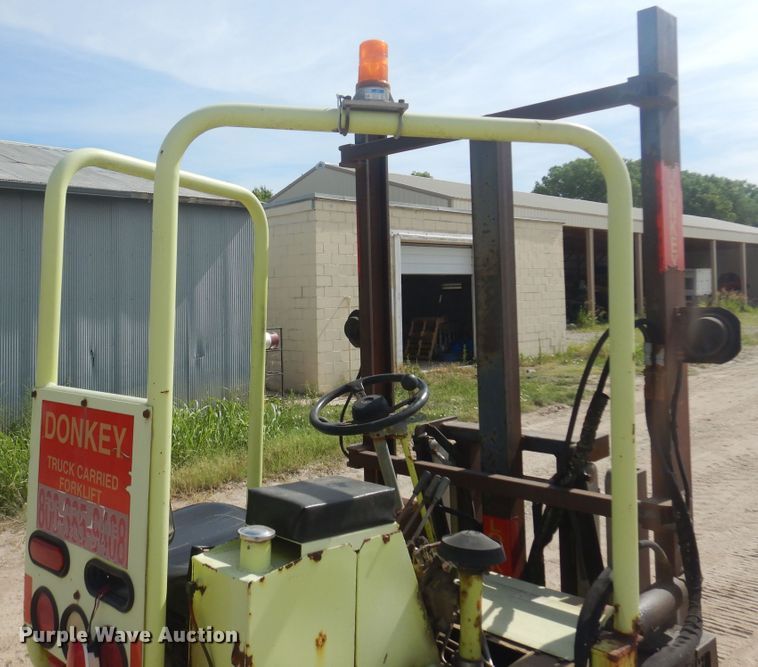 image for item DN0468 Donkey D12  forklift