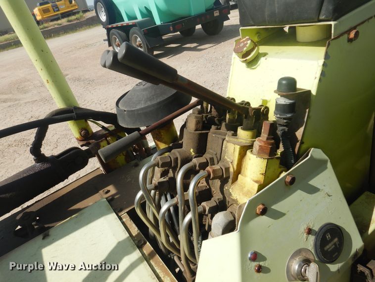 image for item DN0468 Donkey D12  forklift