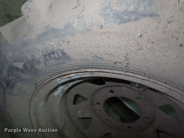 image for item DN0468 Donkey D12  forklift