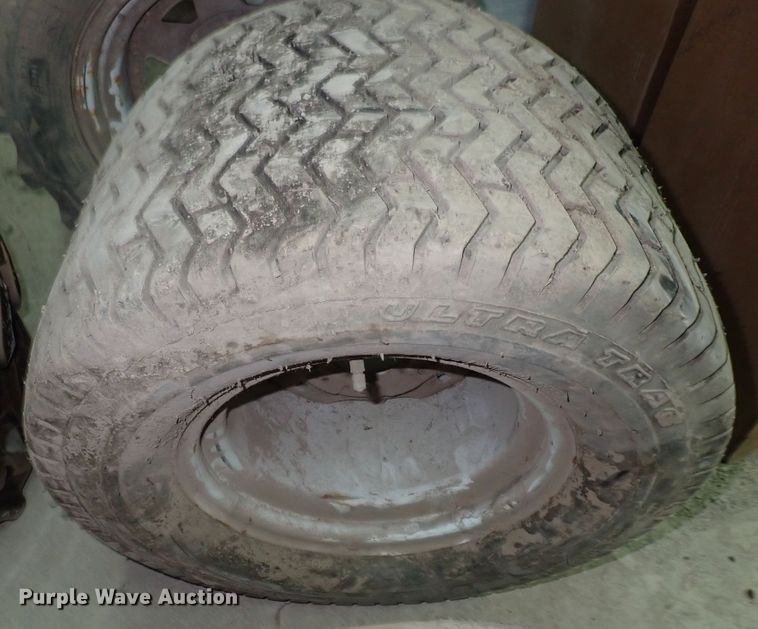 image for item DN0468 Donkey D12  forklift