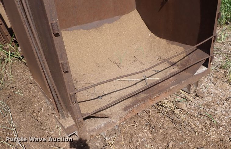 image for item DN0479 (10) metal bins