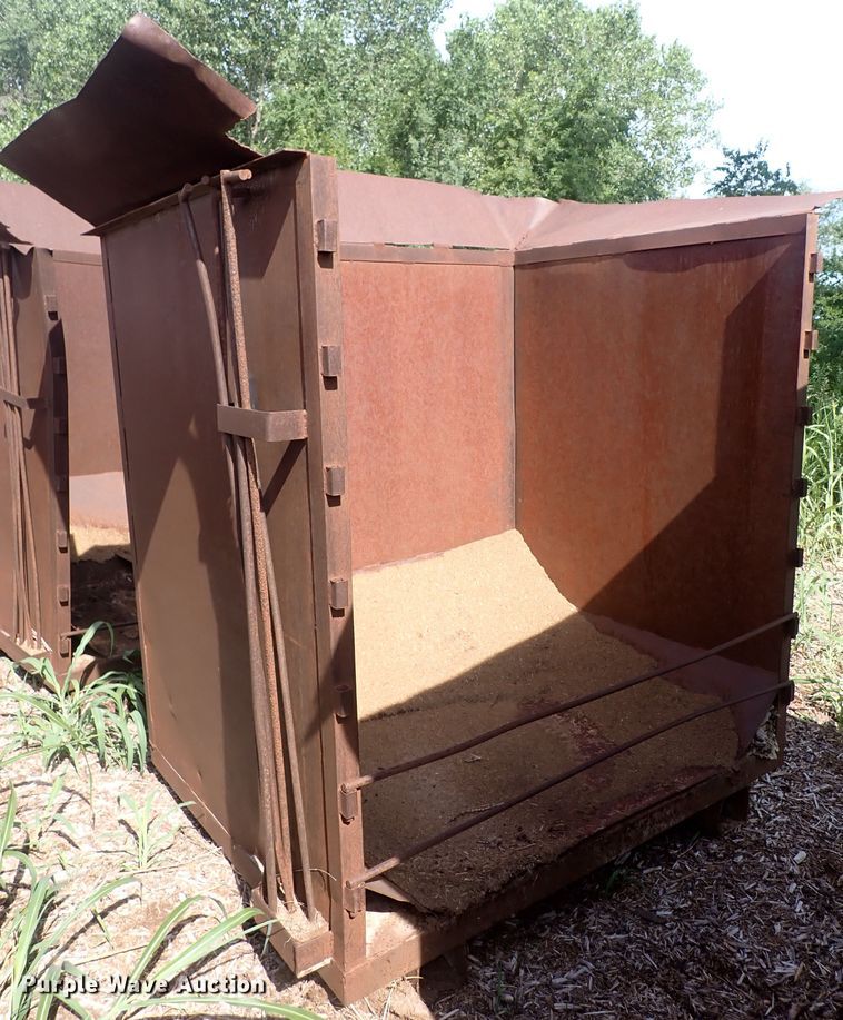 image for item DN0479 (10) metal bins