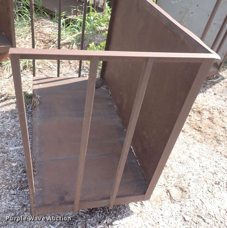 image for item DN0480 (5) metal bins