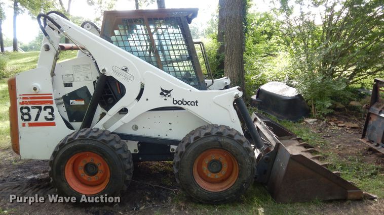 image for item DN1632 1997 Bobcat 873  skid steer loader