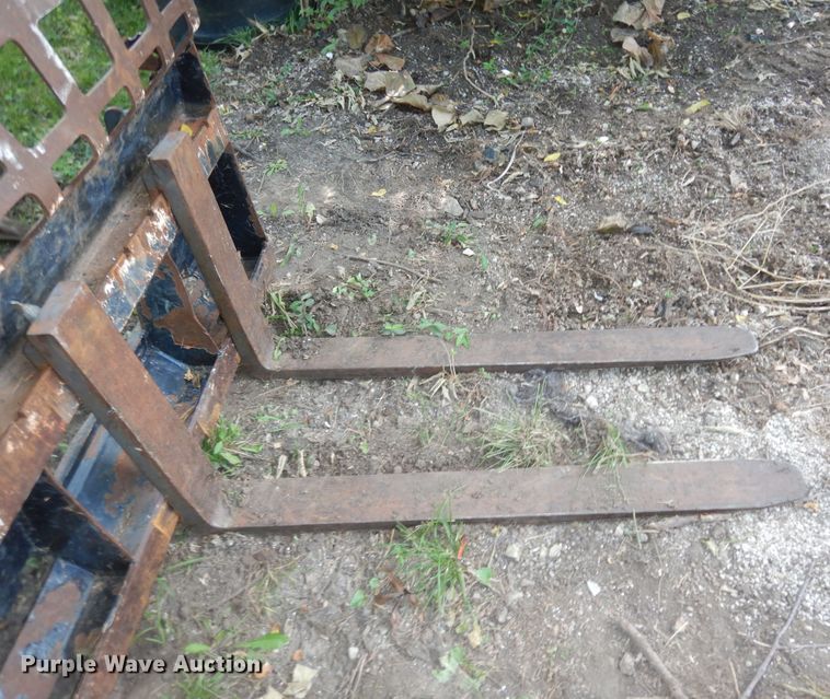 image for item DN1632 1997 Bobcat 873  skid steer loader