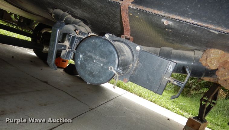 image for item DN1648 2012 Dutchman Kodiak  camper