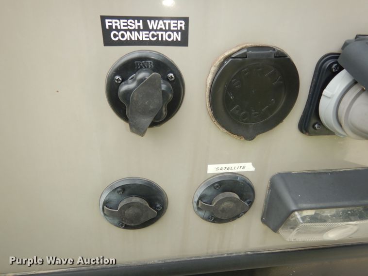 image for item DN1648 2012 Dutchman Kodiak  camper