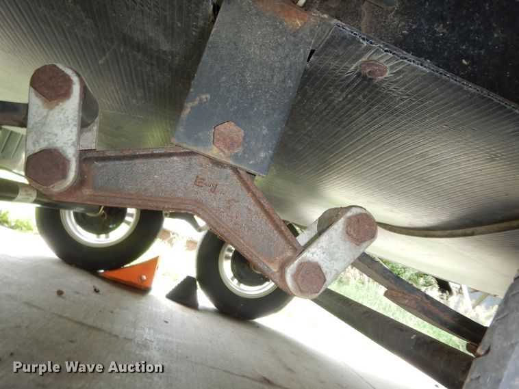 image for item DN1648 2012 Dutchman Kodiak  camper